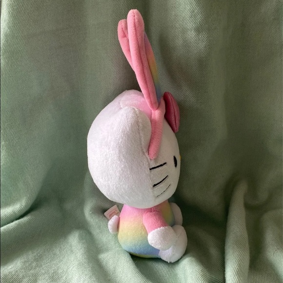 Hello Kitty Plush Rainbow Bunny - Picture 5 of 10